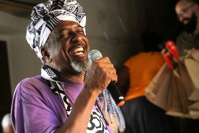 o Afrochefe Jorge Washington realiza a 5ª edição da honraria especial de seu projeto Culinária Musical, evento mensal que celebra a música, a gastronomia e o empreendedorismo negro na cidade de Salvador há oito anos.