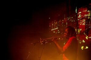 A Mostra Performática de Música Criativa Negra nasceu em 2022 a partir de conversas entre Vagné, Romulo Alexis e EdBrass,