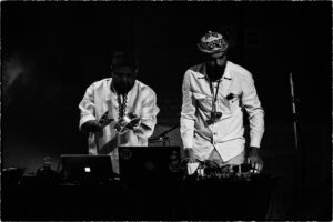 A Mostra Performática de Música Criativa Negra nasceu em 2022 a partir de conversas entre Vagné, Romulo Alexis e EdBrass,